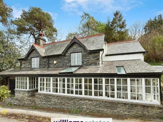 House for sale in Corwen, Wales