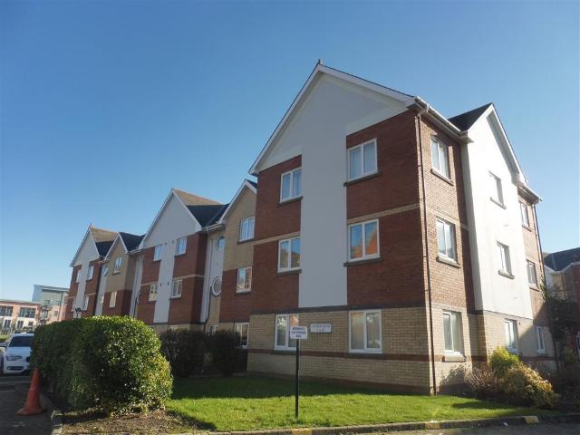 Apartment for rent in Waterfront, Swansea