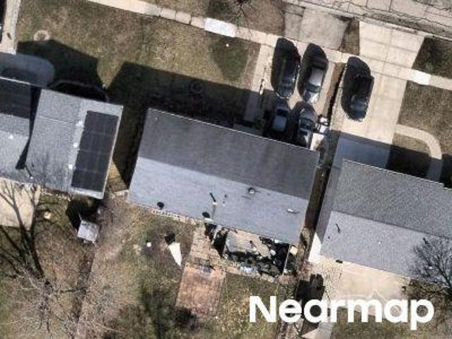 House for sale in Illinois