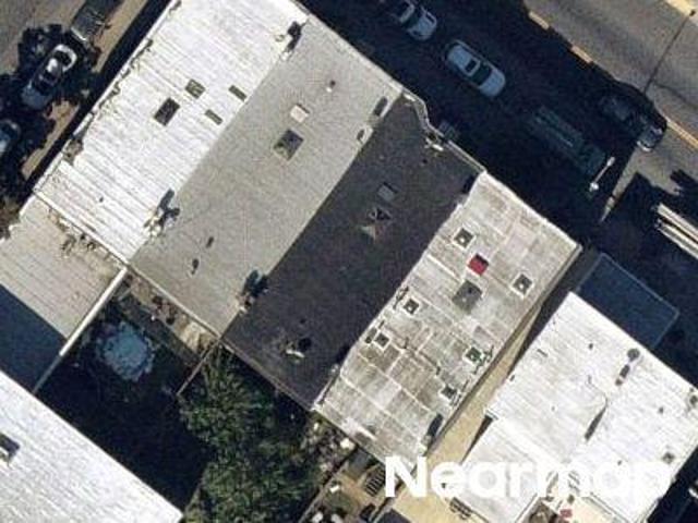 House for sale in Queens, Arverne