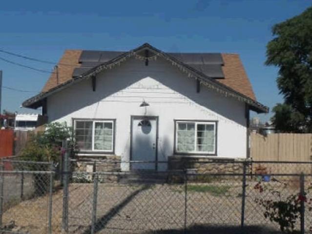 House for sale in Fontana, San Bernardino County
