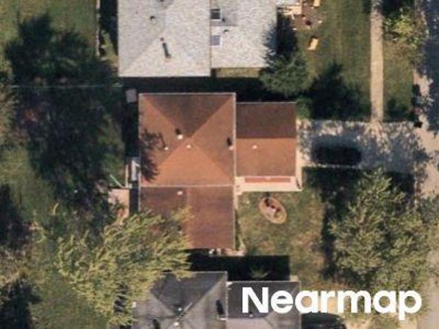 House for sale in Country Club Hills