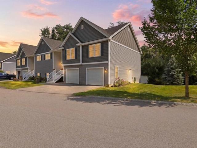 Condo for sale in Exeter, Rockingham County