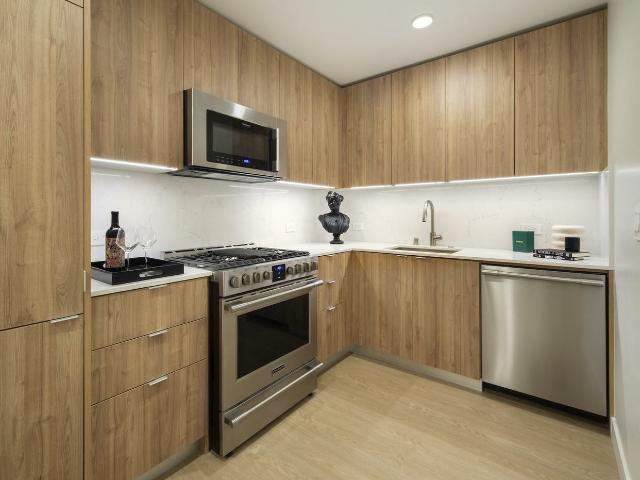 Apartment for rent in Canoga Park, California