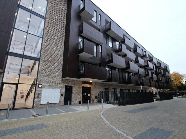 Apartment for rent in Kingsbury, Greater London