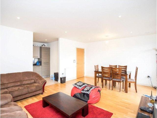 Apartment for rent in Alpine Place, Greater London