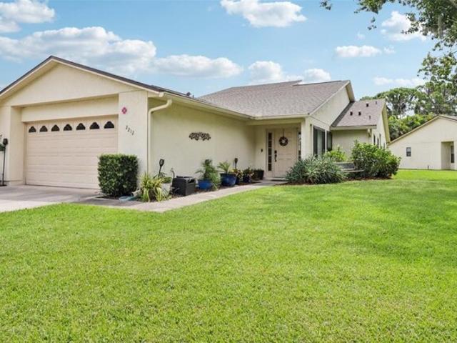 Condo for sale in Tavares