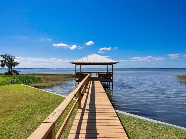Condo for sale in Tavares