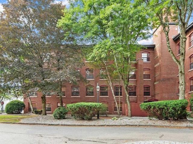 Condo for sale in Manchester Condo for sale in Manchester