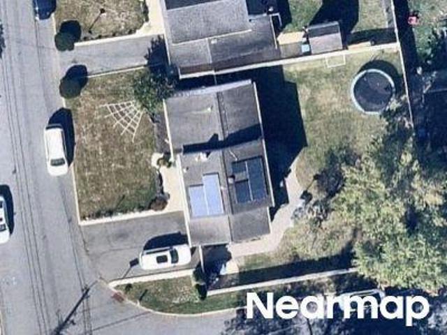 House for sale in Avenel, New Jersey