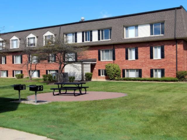 Apartment for rent in Elk Grove Village