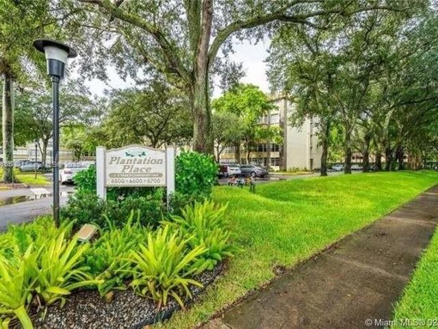 Condo for sale in Plantation