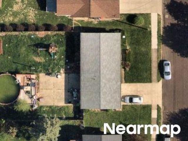 House for sale in Pekin, Illinois