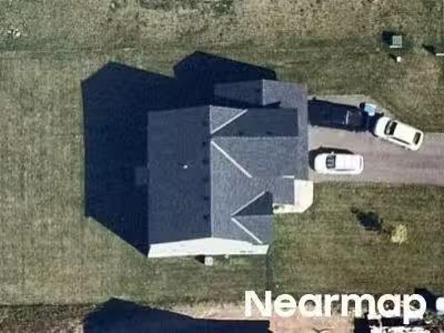 House for sale in Hudson