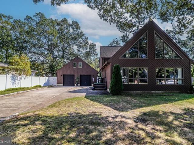 House for sale in Lanoka Harbor, New Jersey