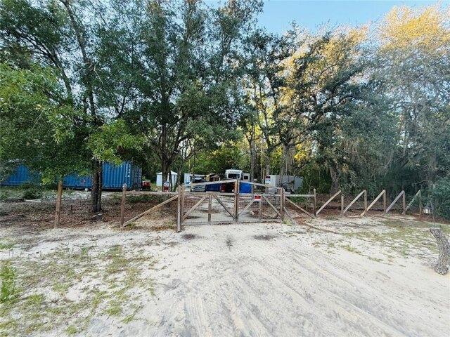 Land for sale in Interlachen Land for sale in Interlachen