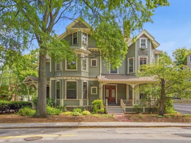 Condo for sale in North Brookline, Brookline