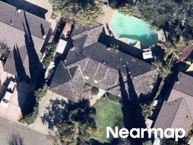 House for sale in Saratoga