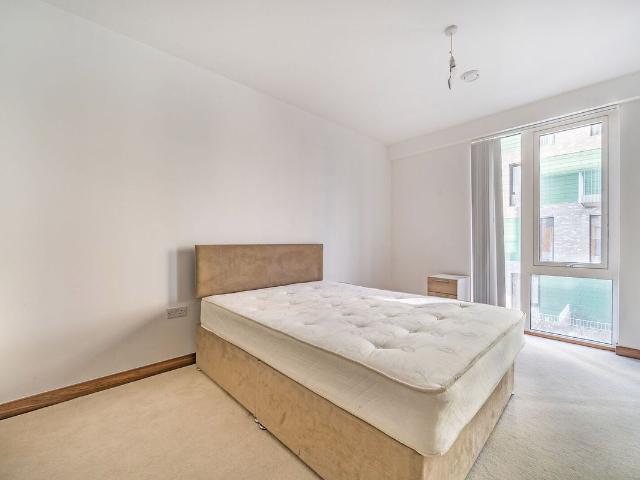 Apartment for rent in Garden Mews, Greater London