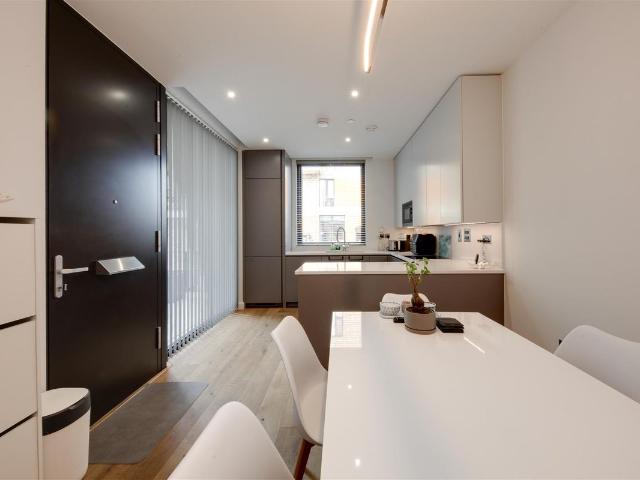 Apartment for rent in Garden Mews, Greater London