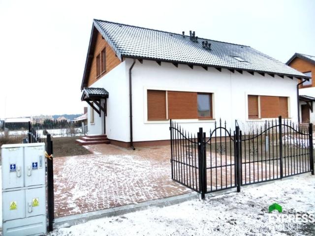 Dom na sprzedaż w Robakowo, Wielkopolskie
