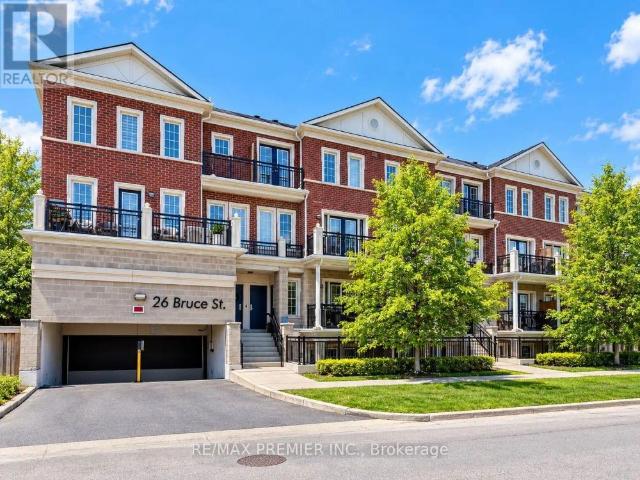 Townhouse for rent in Woodbridge, Vaughan