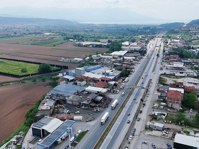 Aşağıdereköy Mahallesi, Serdivan içerisinde satılık Fabrika