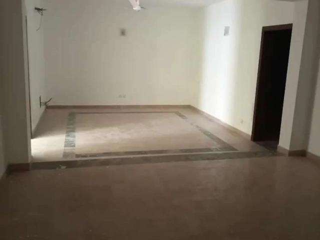 House for rent in ڈی-12 مركز, اسلام آباد