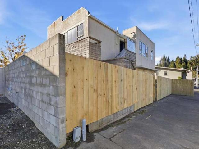 Apartment for rent in Otakou