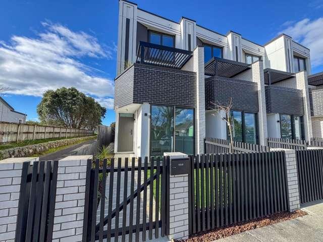 Townhouse for rent in Avondale, Oroua County