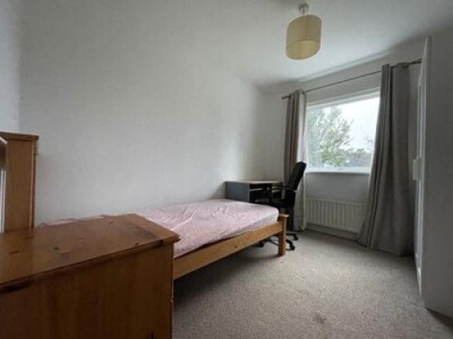 Room to rent in Bluebell, North Tipperary
