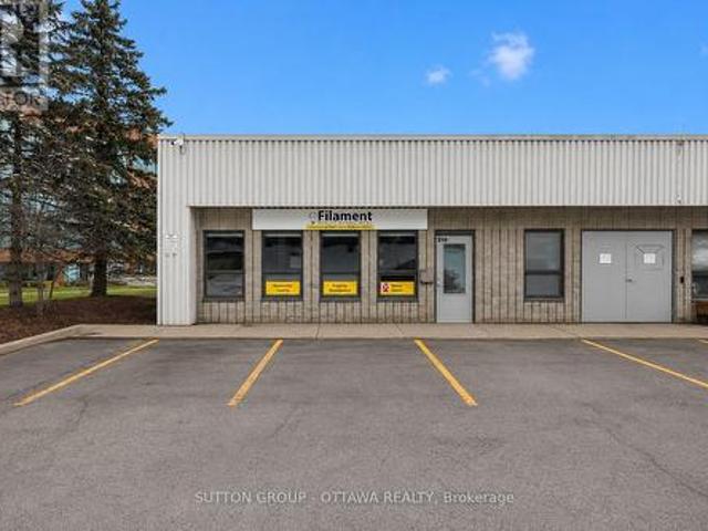 Commercial for sale in Gloucester-Southgate, Ottawa