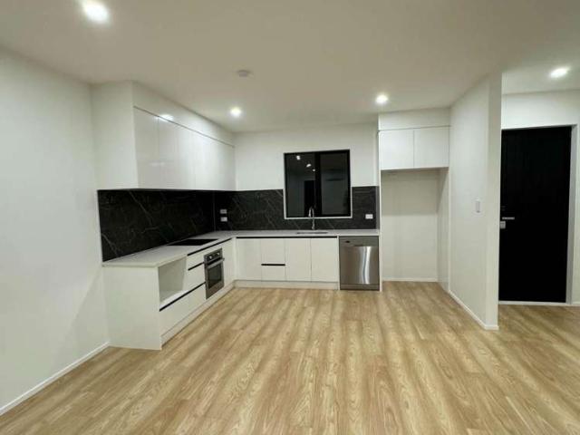 Townhouse for rent in Glen Innes, Oroua County