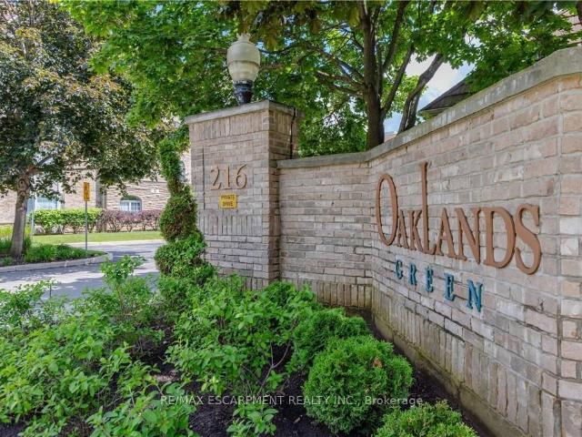 Condo for sale in Woburn, Ontario