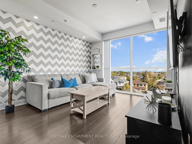 Condo for sale in Burlington, Ontario