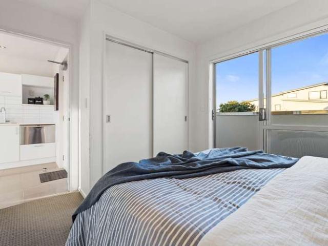 Apartment for sale in Paremoremo