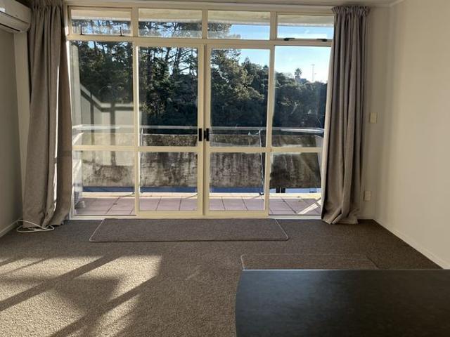 Apartment for rent in Wairau Valley, Oroua County