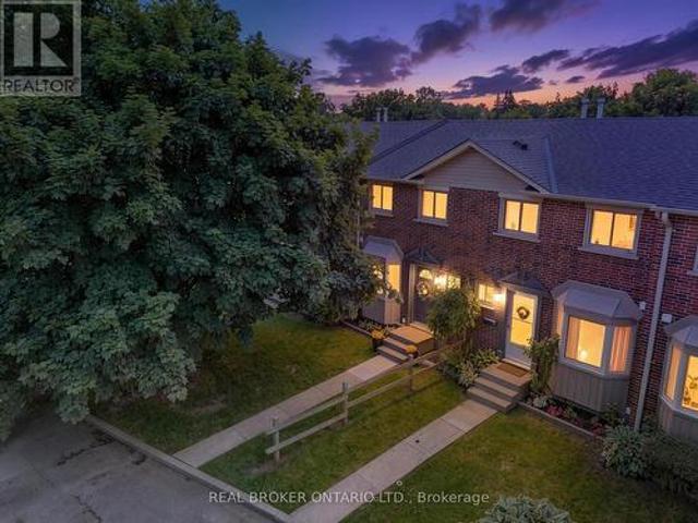 Townhouse for sale in Brantford, Southwestern Ontario