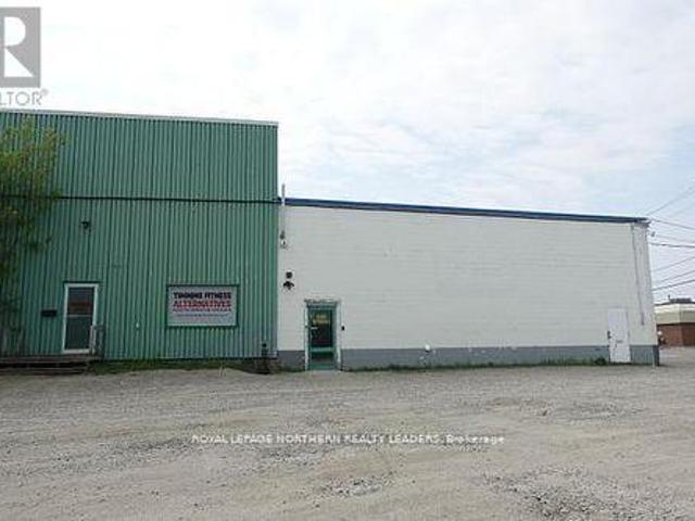 Commercial for rent in Connaught, Ontario