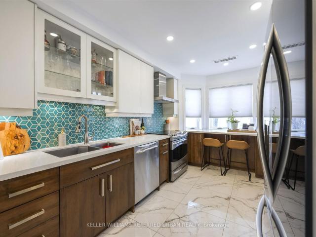 Condo for sale in Woburn, Ontario