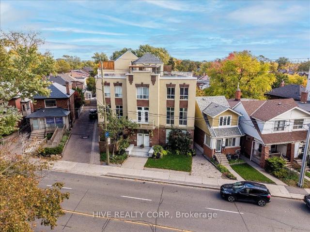 Condo for sale in Woburn, Ontario