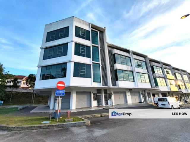 Shop for rent in Petaling, Subang Jaya