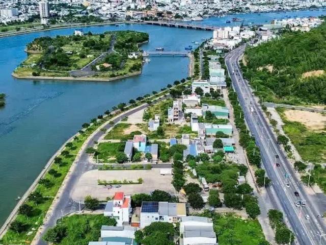 Nhà mặt phố bán tại Gia Lai