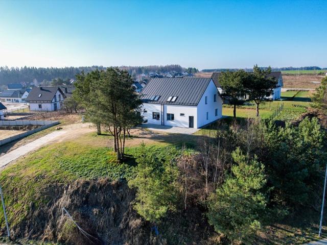 Dom na sprzedaż w Dębnica Kaszubska, Pomorskie