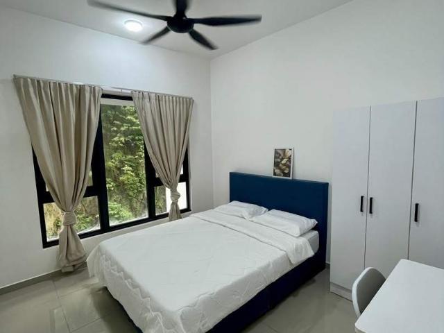 Room for rent in PJU 8, Petaling Jaya