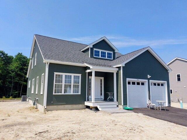 House for sale in Uxbridge, Worcester County