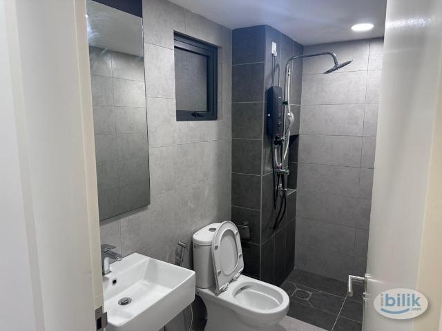 Room for rent in Petaling, Damansara Damai