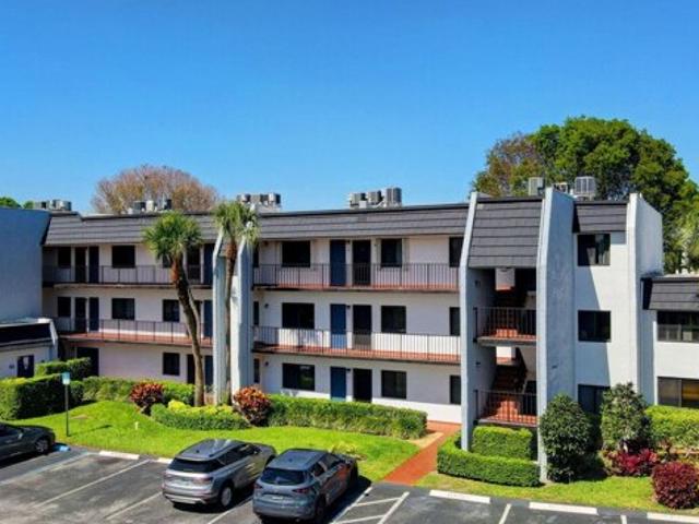 Condo for sale in Lake Worth