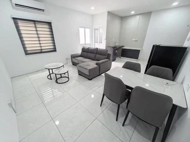 Townhouse for rent in Kuching, Bahagian Kuching