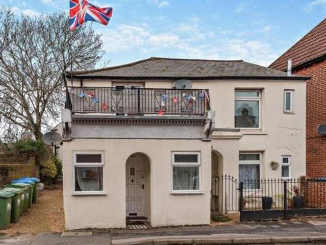 House for sale in Barton Stacey, Hampshire